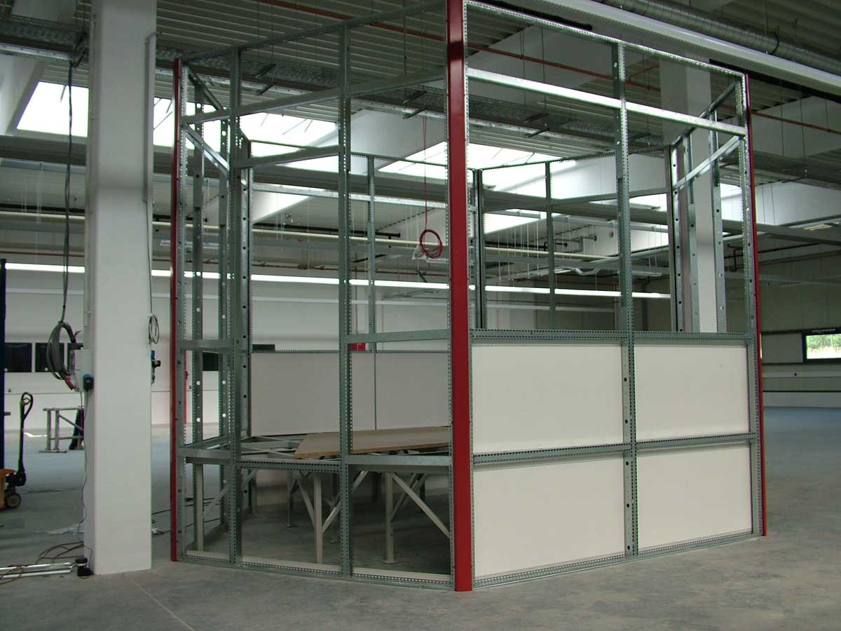 valaszfal-csarnokiroda-belsohaz-15