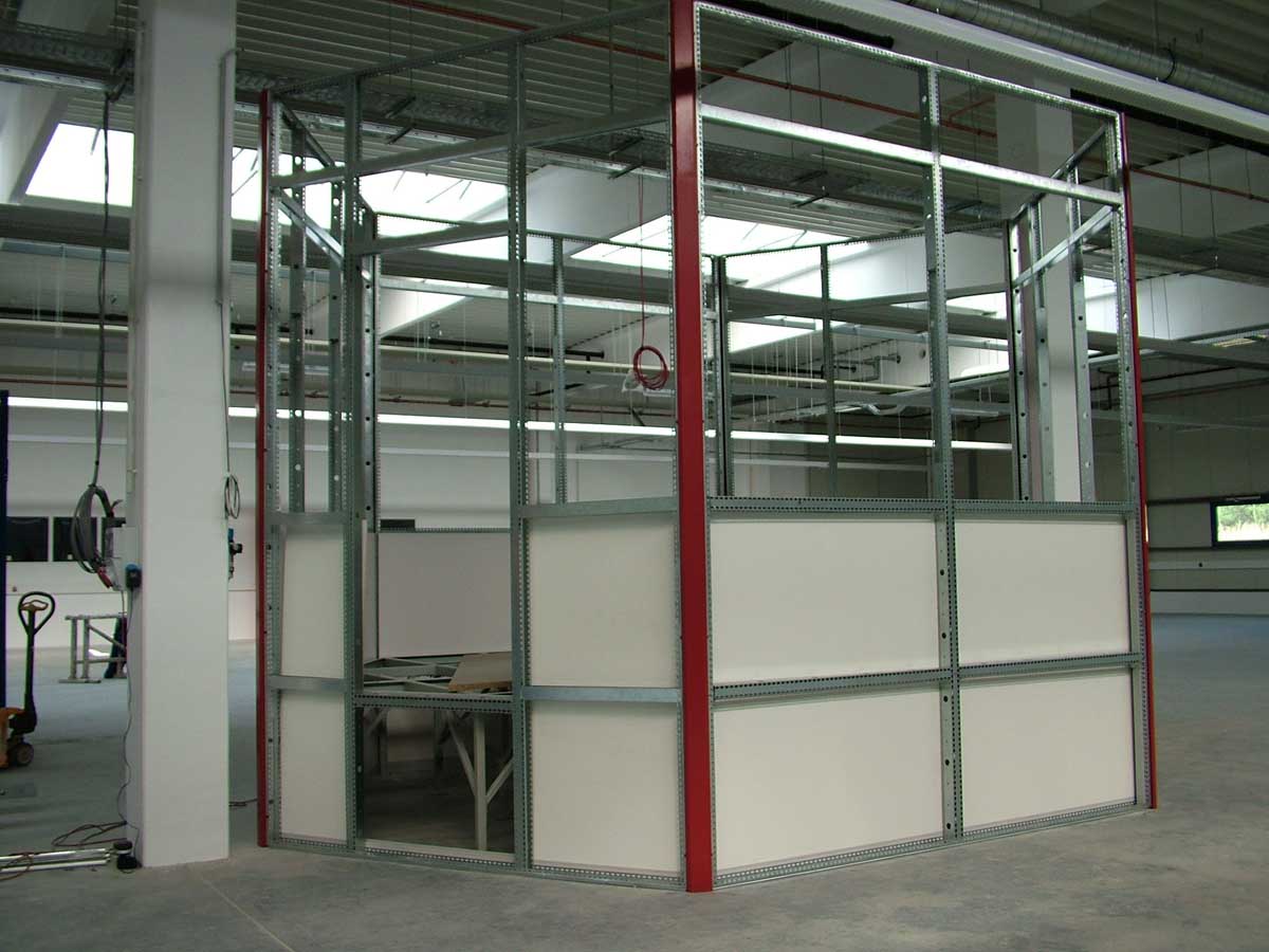 valaszfal-csarnokiroda-belsohaz-16