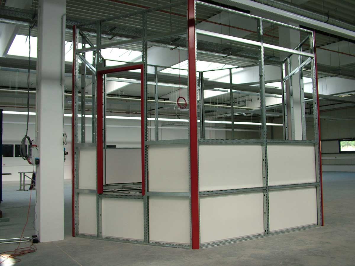 valaszfal-csarnokiroda-belsohaz-17