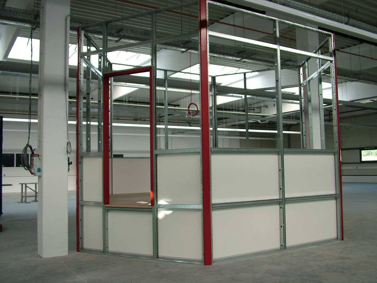 valaszfal-csarnokiroda-belsohaz-18