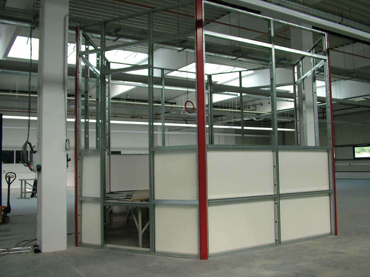 valaszfal-csarnokiroda-belsohaz-21-02