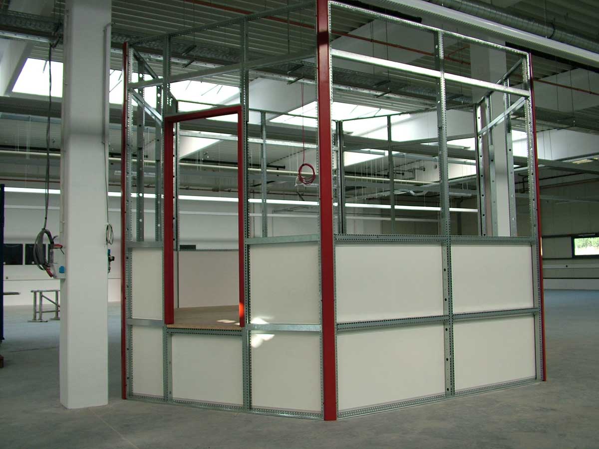 valaszfal-csarnokiroda-belsohaz-21-04