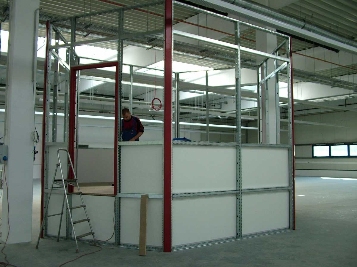 valaszfal-csarnokiroda-belsohaz-21-05