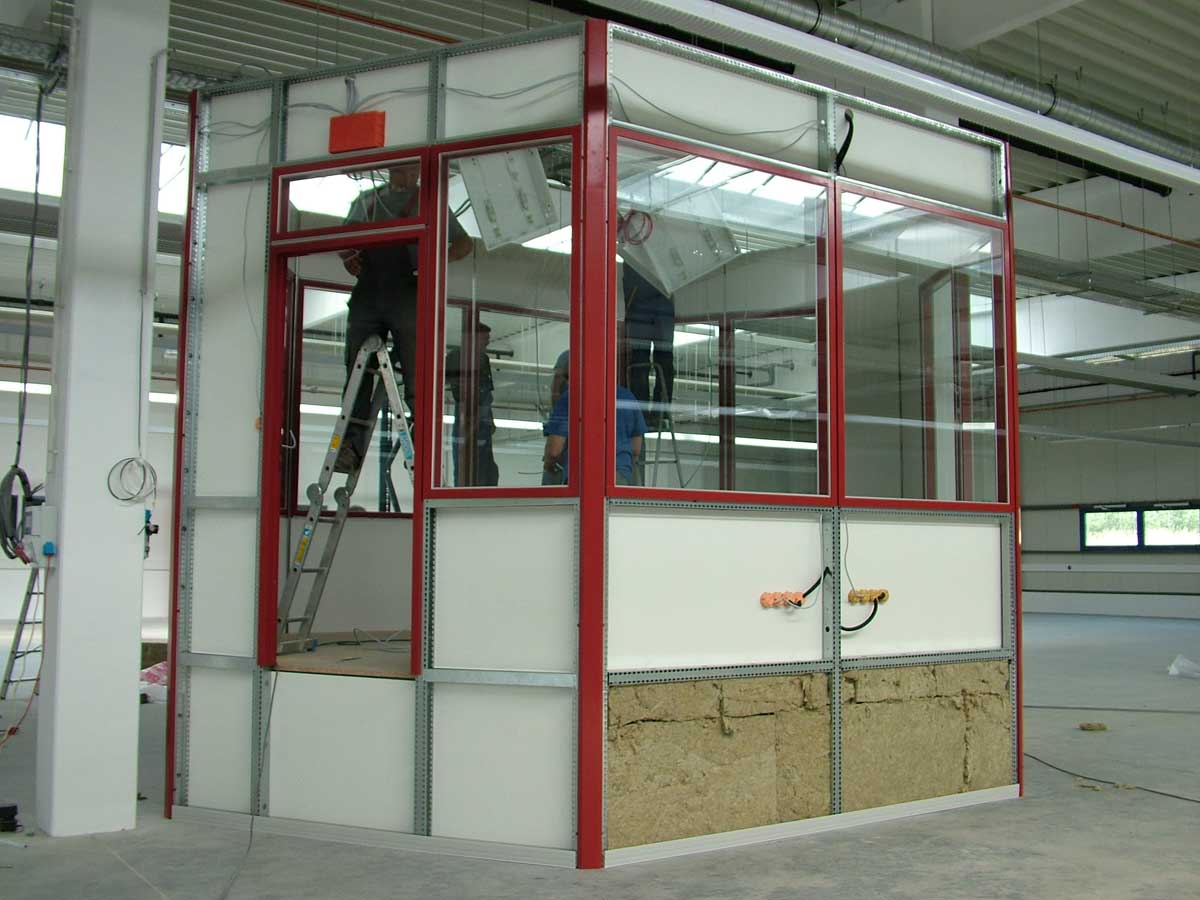 valaszfal-csarnokiroda-belsohaz-21-21