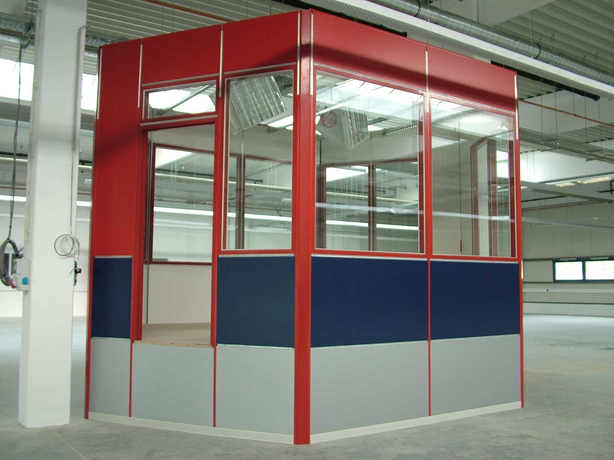 valaszfal-csarnokiroda-belsohaz-21-28