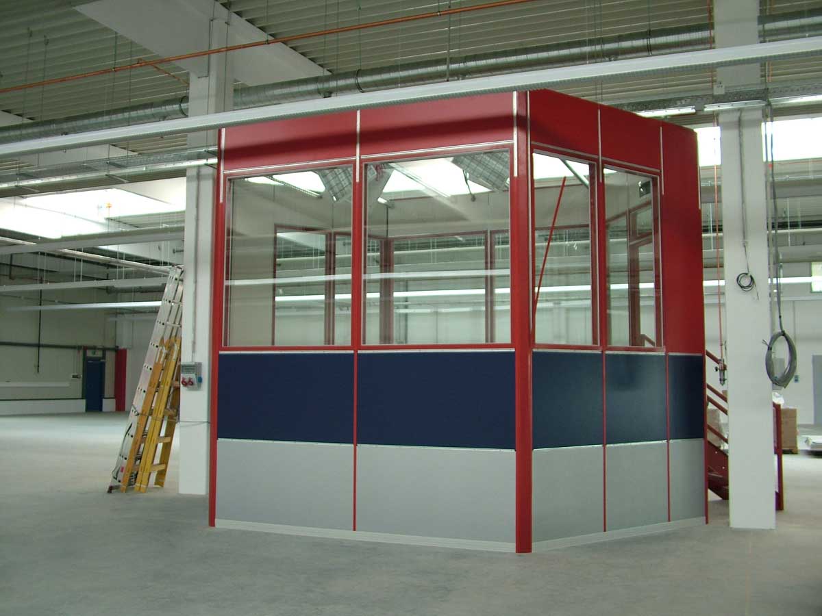 valaszfal-csarnokiroda-belsohaz-21-31