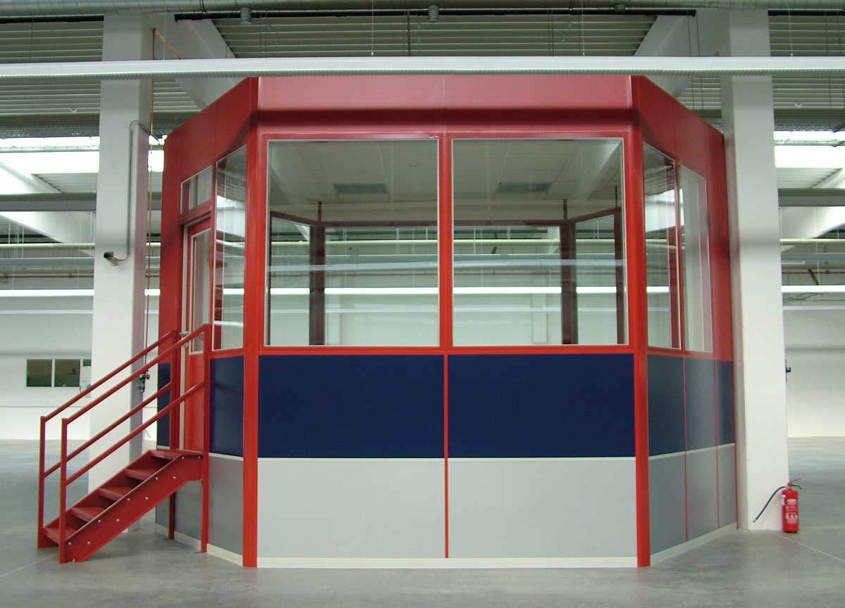 valaszfal-csarnokiroda-belsohaz-21-42